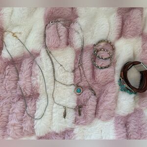 Elegant Silver and Turquoise Jewelry Set